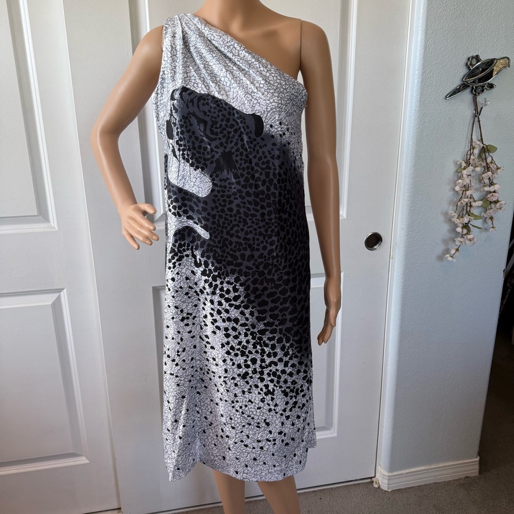 One Shoulder Black and White Leopard Print Dress M handmade 🖤🤍🩶